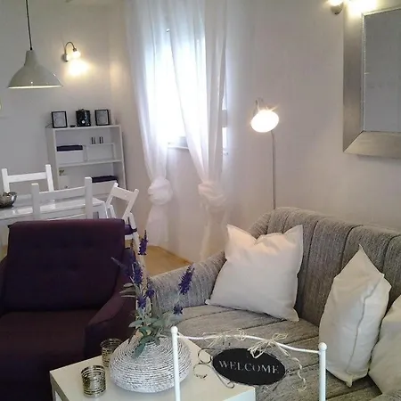 Appartement With A Parking Space - 11457 Novi Vinodolski