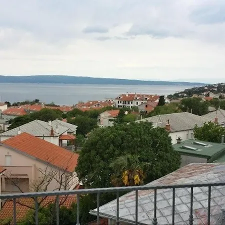 Apartment With A Parking Space - 11457 Novi Vinodolski
